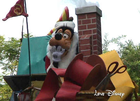 Mickey's Jingle Jungle Parade、グーフィー