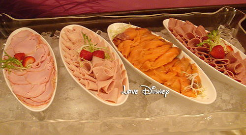 PLAZA　INN、６