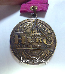 記念のメダル