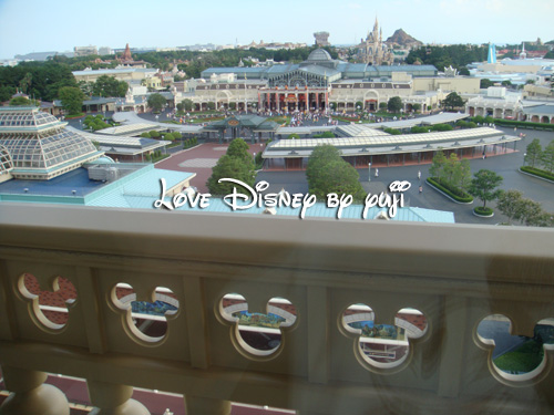 部屋から見るシンデレラ城 東京ディズニーランドホテル コンシェルジュ スーペリアアルコーヴルーム パークグランドビュー Love Disney