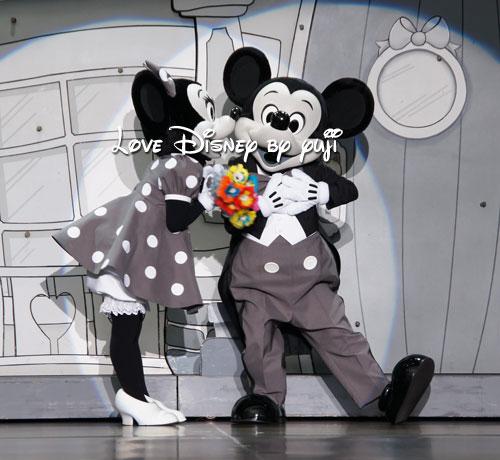 ミッキー ミニーのキス画像 ワンマンズ ドリーム ザ マジック リブズ オン Love Disney