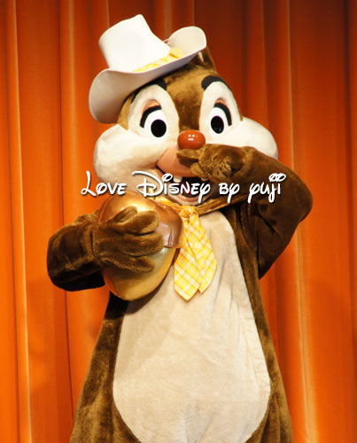 ランド限定ショーのデール画像！It's show time