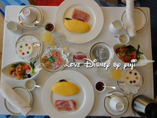 ドナルドダックルーム朝食画像 ディズニーアンバサダーホテル Love Disney