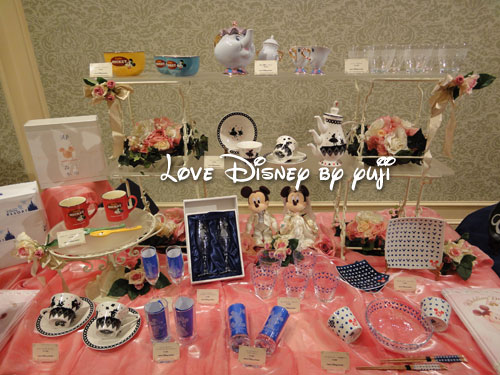 ディズニー フェアリーテイル ウェディング 引き出物画像 Love Disney