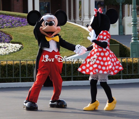 グリーティング・東京ディズニーランド、３