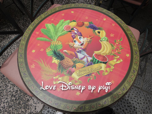 ディズニー・サマーフェスティバル・飾付・テーブル・クラリス