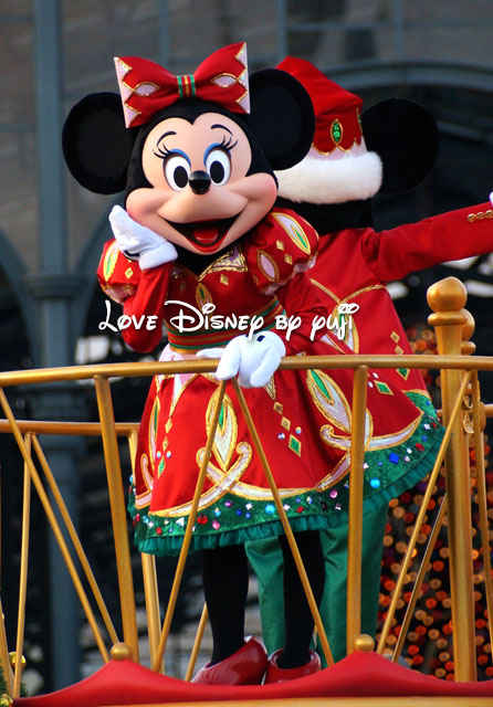 東京ディズニーランド、サンタ村のミニー