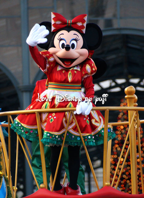 東京ディズニーランド、クリスマスパレード、ディズニー・サンタヴィレッジ・パレード、ミニー画像