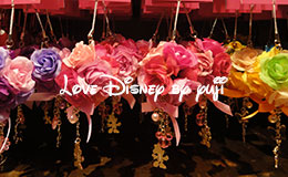 スペシャルプライスグッズ！ディズニーキャラクターのストラップとスマートフォン用ケース