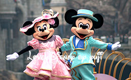 ミッキー広場から撮影したミッキー＆ミニー2ショット画像！ファッショナブル・イースター2015