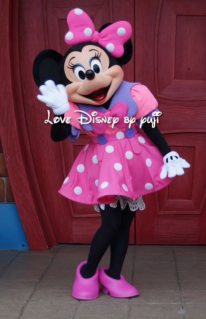 トゥーンタウン衣装のミニーグリーティング画像9枚紹介！ | Love Disney