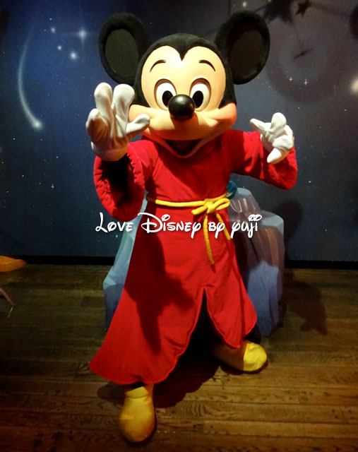 Meet Mickey（魔法使いの弟子の衣装）