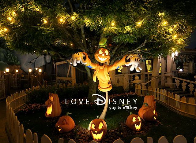 ディズニー・ハロウィーン2016の夜景（グーフィーの家）