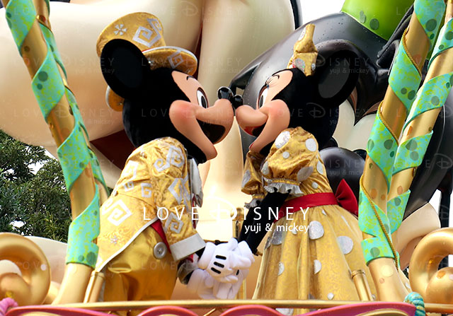 ミッキー ミニーのペア画像7枚紹介 ハピネス イズ ヒア Love Disney