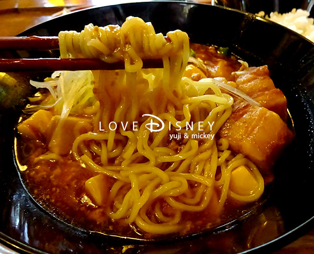 豚角煮とマーボー豆腐のあんかけ麺