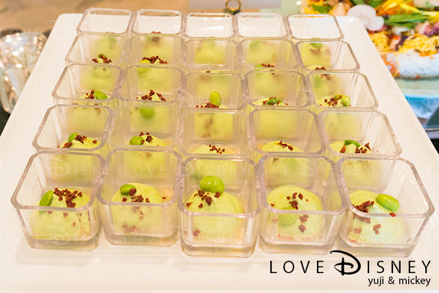 ディズニー夏祭りのランチブッフェ（枝豆ムース）