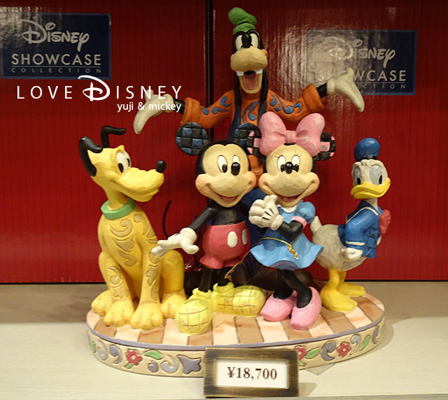 「Disney SHOWCASE」グッズ（BIG5）