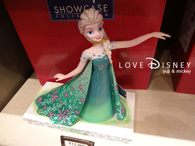 「Disney SHOWCASE」グッズ（エルサ）