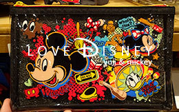 「東京ディズニーリゾートのポップなデザイングッズ」を21品紹介！