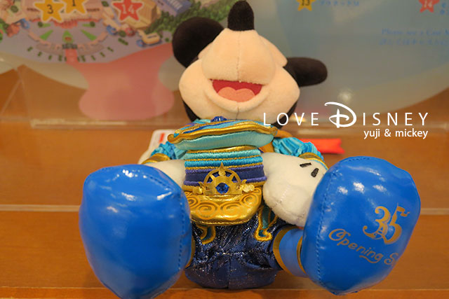 TDR35周年 「Happiest Celebration!」オープニングスーンのグッズ（足の裏）