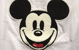 「ディッキーズ」プロデュースによるTDR限定グッズを紹介！