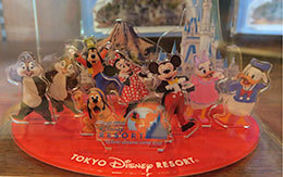 TDRグッズ「ミッキー＆フレンズの実写版アクリルスタンド」全種類紹介！
