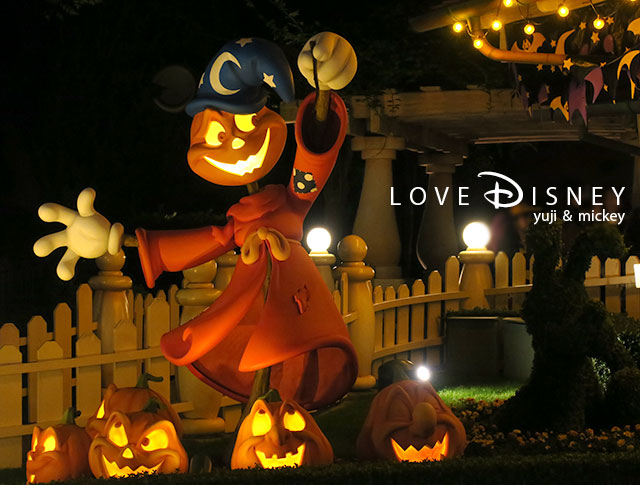 ミッキーの家とミート・ミッキー（TDL「ディズニー・ハロウィーン2018」夜景）