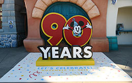 11月18日「90 years with Mickey」デコレーション紹介！