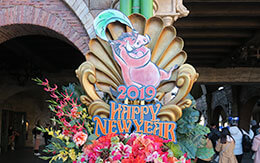 「TDL＆TDSの2019年お正月飾付」＆「TDR2019年のカレンダー（非売品）」紹介！