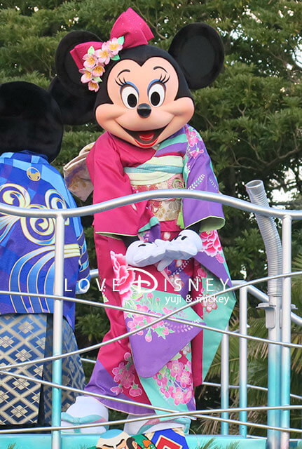 TDL「ニューイヤーズ・グリーティング2019」ミニーのワンショット（その1）