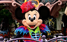 「ゴーストへの変身シーン（ミニー編）」スプーキーBoo!パレード2019