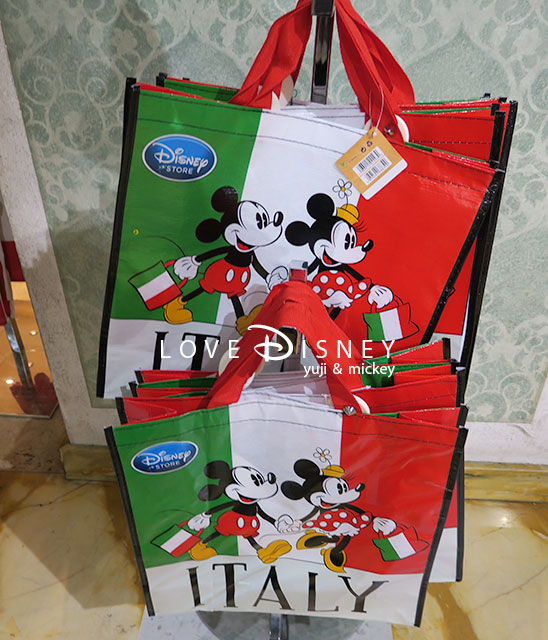 フィレンツェにあるディズニーストアで販売しているグッズ（ディズニークルーズ地中海）ショッピングバッグ