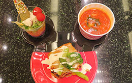 グーフィーのコースターをGET、ディズニー・クリスマス2019のグルメ in チックタック・ダイナー