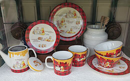 赤いタータンチェックとはちみつの黄色がかわいい「プ―さん雑貨」紹介