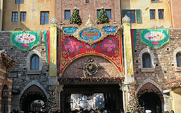 TDSディズニー・クリスマス2019のデコレーション（ミラコスタ通り〜メディテレーニアンハーバー）