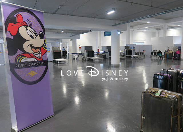 ディズニークルーズ地中海 ローマ 旅行記 下船 預けた荷物の受取方法 Love Disney