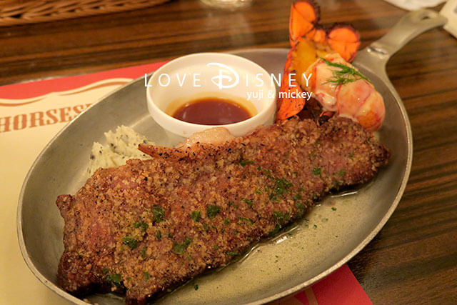 東京ディズニーランドでお酒解禁 ワインとお肉を楽しめる ザ ダイヤモンドホースシュー 紹介 Love Disney