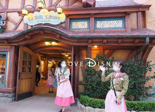 TDL、美女と野獣エリア、ショップ「ビレッジショップス」