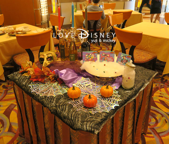 ディズニーアンバサダーホテル、ディズニー・ハロウィーン2021、店内装飾