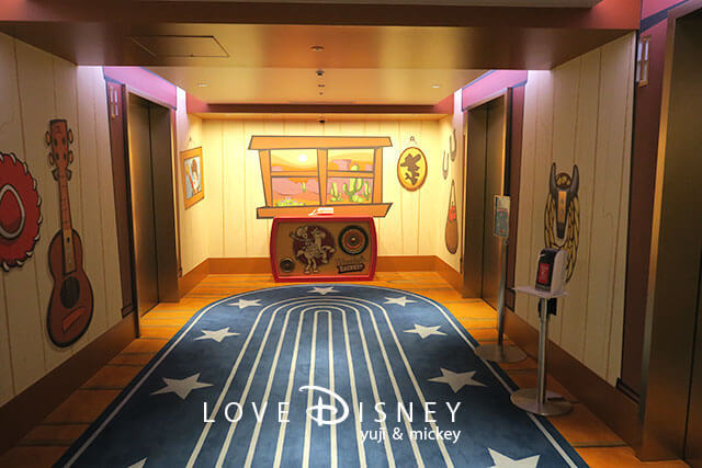 東京ディズニーリゾート・トイ・ストーリーホテル、エレベーターホール