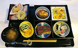 フルーツを使用した、東京ディズニーシー20周年グルメ「レストラン櫻」のシーズナルテイストセレクションズ