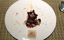 オチェーアノ「東京ディズニーリゾート40周年、ドリームゴーラウンドディナーコース」〜ビリーヴ！～シー・オブ・ドリームス鑑賞付き〜