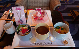 ディズニー・パルパルーザ「ミニーのファンダーランド、ライトディナー」 in ハイピリオンラウンジ