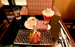 ディズニー映画「シュガー・ラッシュ」に登場するヴァネロペをイメージしたデザート2品紹介 in ハイピリオン・ラウンジ