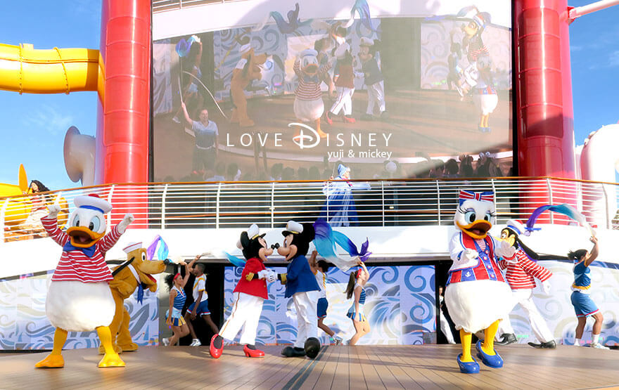 ディズニークルーズ・ウィッシュ号、出航パーティー（Set Sail on a Wish）ミッキー、ミニー、ドナルド、デイジー、プルート、グーフィー