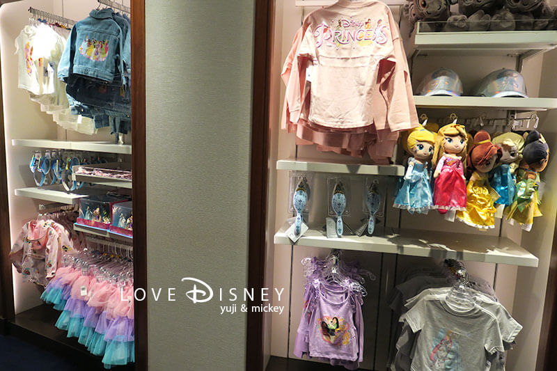 ディズニークルーズ・ウィッシュ号、ショップ（ミッキーズ・メインセイル）グッズ（キッズ/子供）その1