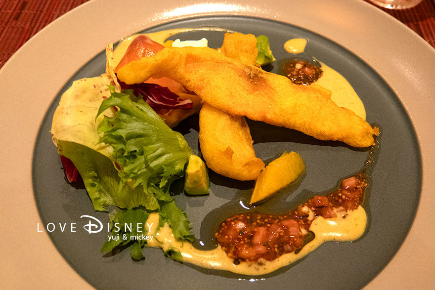 ディズニーアンバサダー、エンパイア・グリル「We Love ビッグバンドビート、スペシャルディナー」魚料理