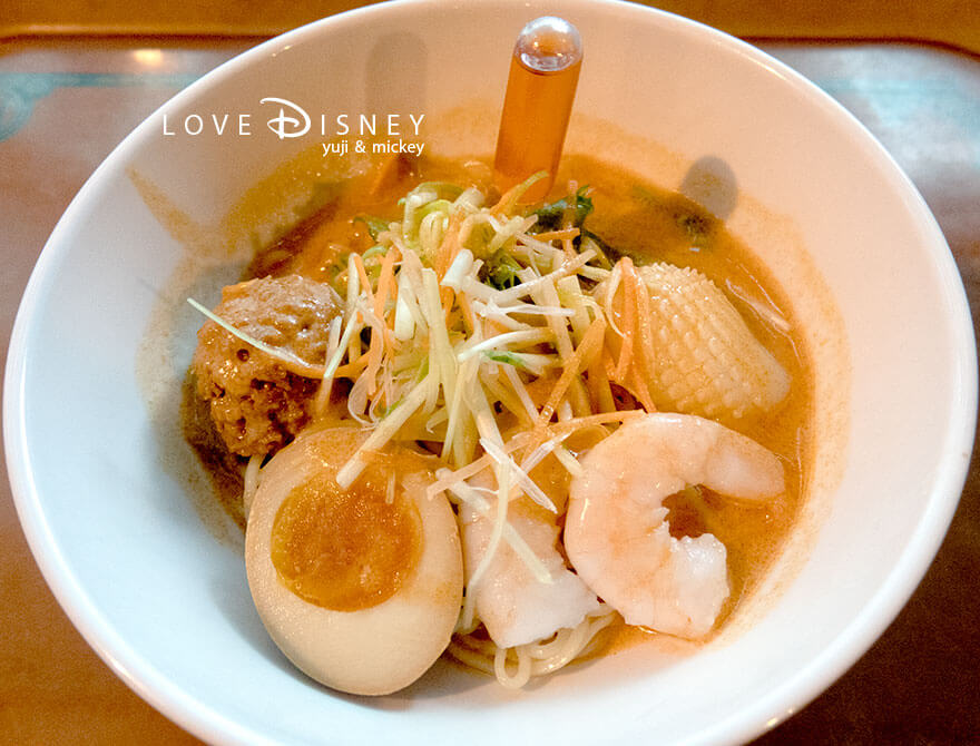東京ディズニーシー夏グルメ、レストラン「ヴォルケイニア・レストラン」冷やし担担麺