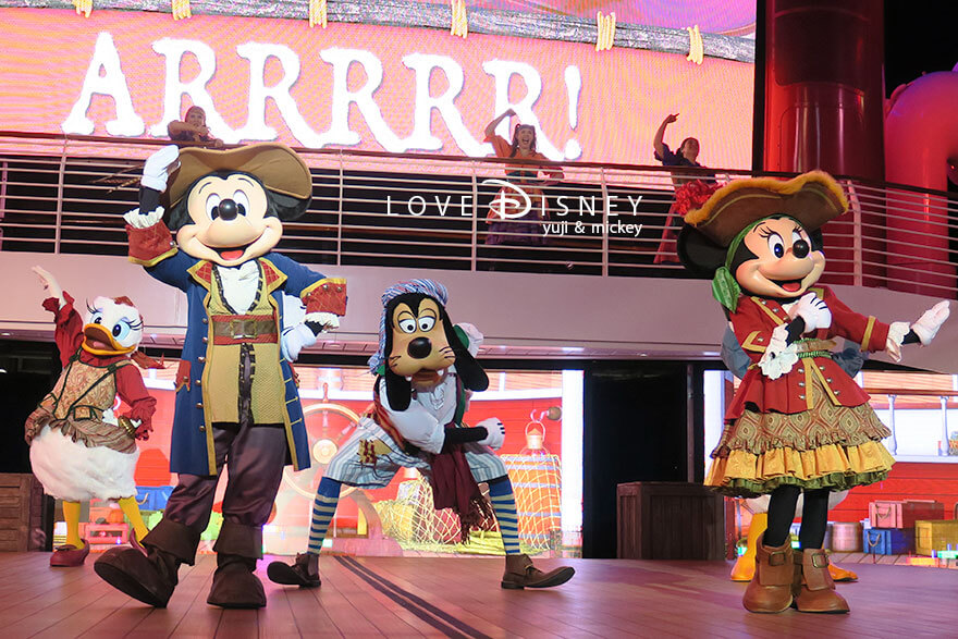 ディズニークルーズ、ウィッシュ号、パイレーツナイト、ミッキー、ミニー、ドナルド、デイジー、グーフィー（その9）