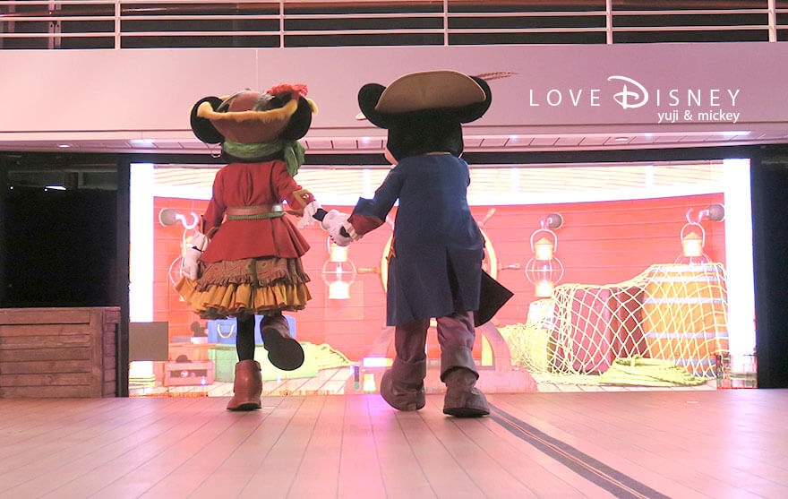 ディズニークルーズ、ウィッシュ号、パイレーツナイト、ミッキー＆ミニー